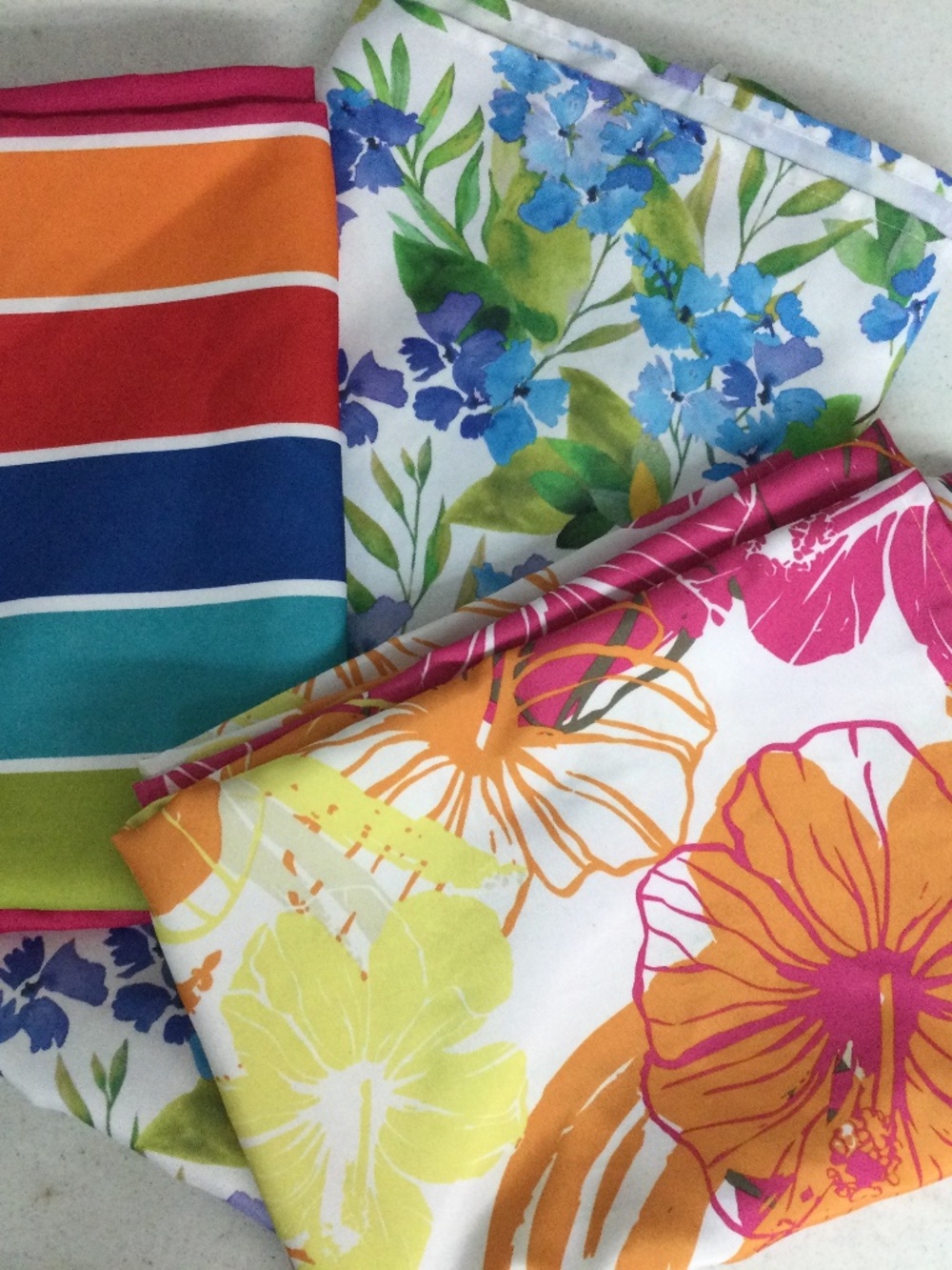 3 Polyester Rectangle Tablecloths, 2 With Umbrella Zippers, all Rectangle